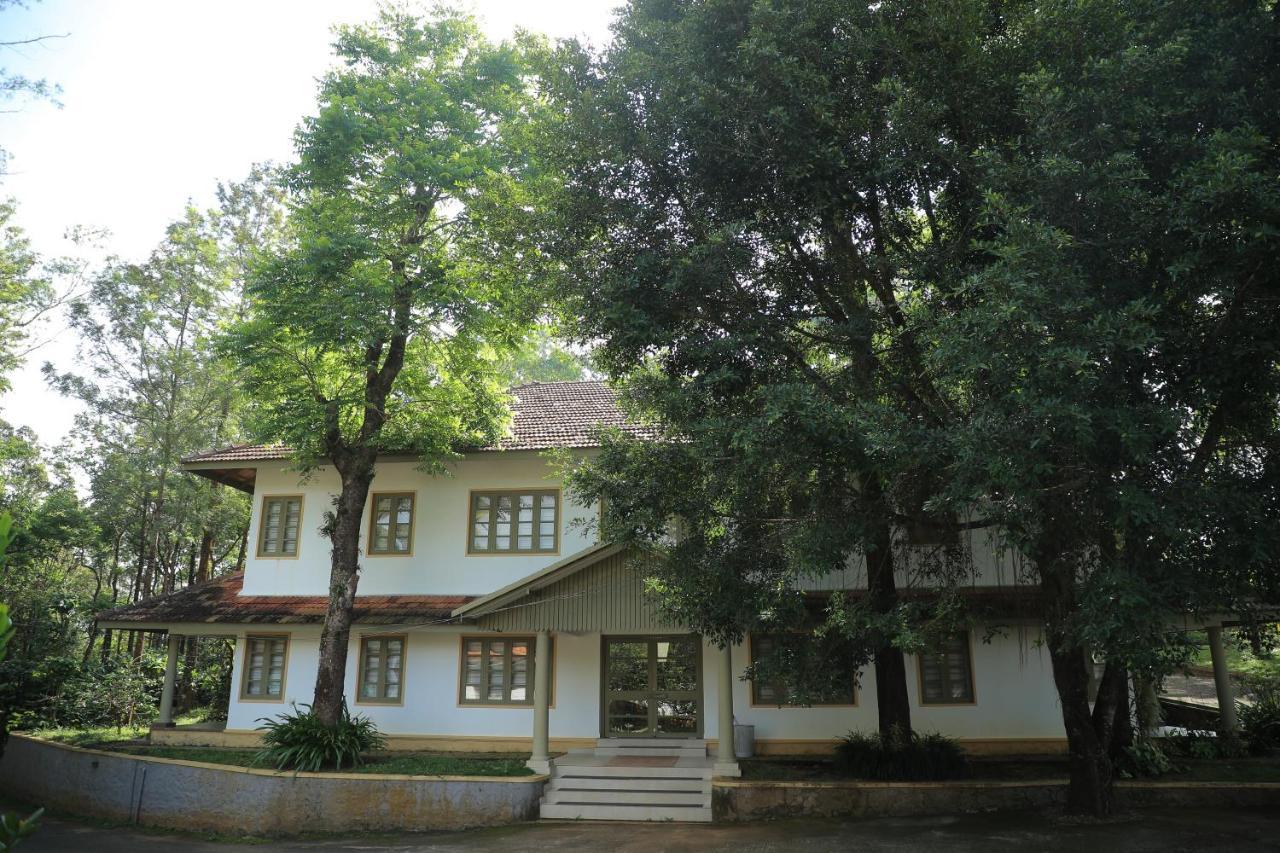 Sahyadri Ayurveda Hotel Pīrmed Eksteriør billede